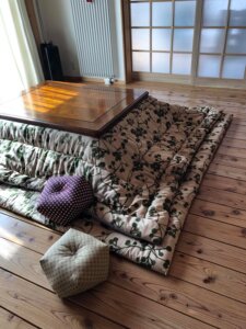 綿を打ち直してこたつ布団に作り直し